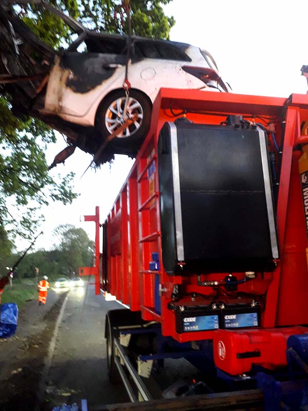 Fire Containers ltd - EVRU Electric vehicle recovery unit with Jon Beech recovery specialist Fire Containers ltd - EVRU Electric vehicle recovery unit with Jon Beech recovery specialist
